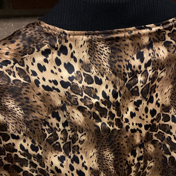 XL 100% Silk cheetah leopard print bomber jacket - Picture 12 of 14